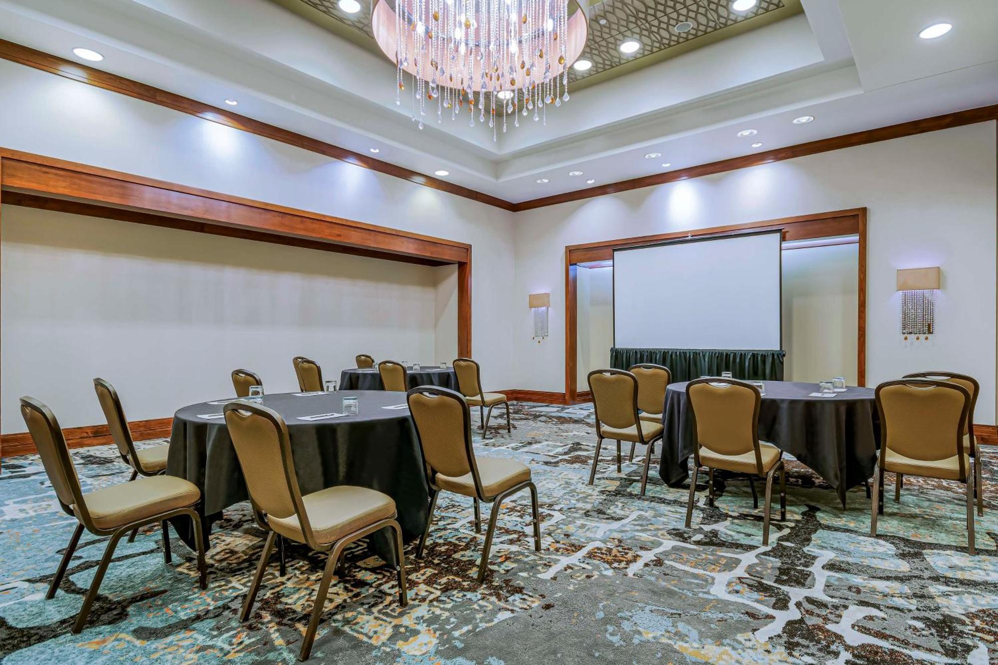 Embassy Suites Houston - Downtown Kültér fotó